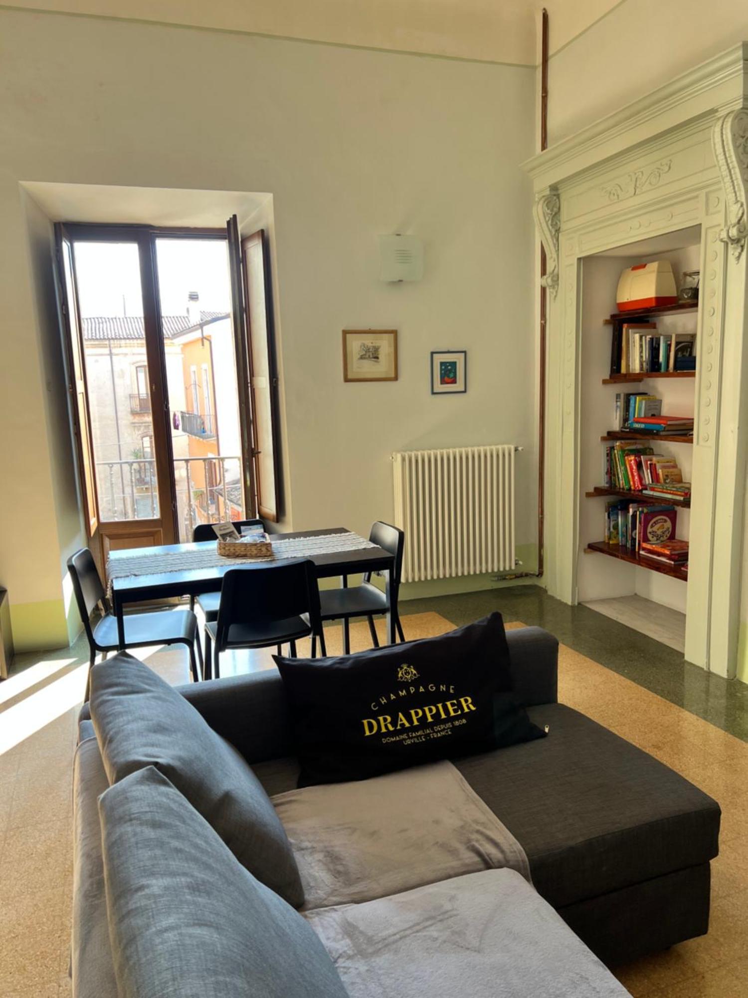 Regina D'Aragona Casa Vacanze Σουλμόνα Εξωτερικό φωτογραφία